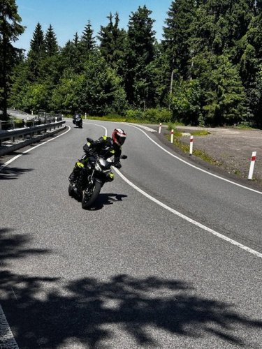 Individuální silniční kurz_Nebuď mrdal, jezdi hlavou