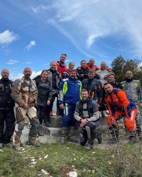 Albánie s časopisem Motohouse _ duben 2023