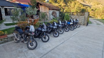 Soukromá akce v Albánii pro HARLEY-DAVIDSON Pan Amerika 1250_ podzim 2024