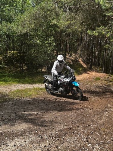 Individuální enduro kurz v terénu _Prvně v bahně - Termín enduro kurzu: pátek 31.7.