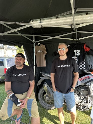 UNISEX triko s krátkým rukávem - Barva: Černá, Velikost: Xl